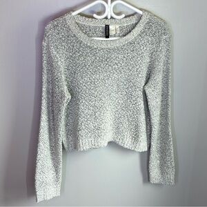 Divided Grey Boucle Chunky Knit Cropped Crew Neck Long Sleeve Sweater Size L